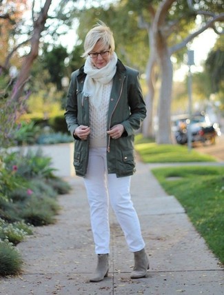 White Cable Sweater Outfits For Women: 