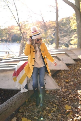 Yellow Duffle Coat Outfits For Women: 
