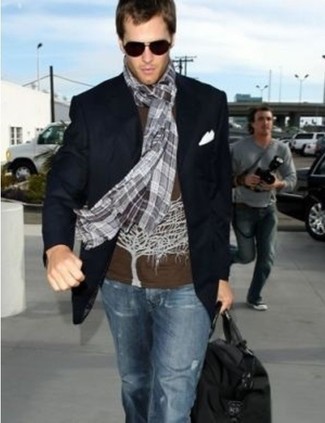 Grey Scarf Outfits For Men: 