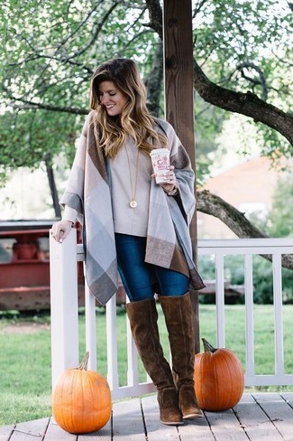 Grey Cape Coat Outfits: 