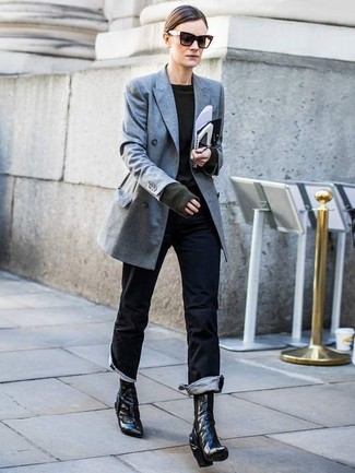 Double Breasted Blazer with Ankle Boots Outfits: 
