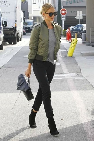 Olive Bomber Jacket Outfits For Women: 