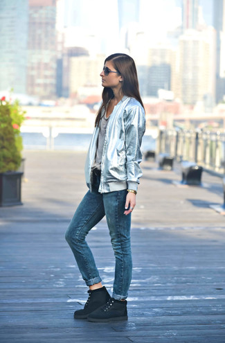 Blue Jeans Fall Outfits For Women: 