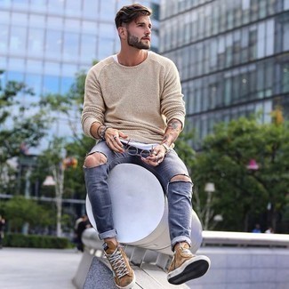 Grey Ripped Jeans Outfits For Men: 