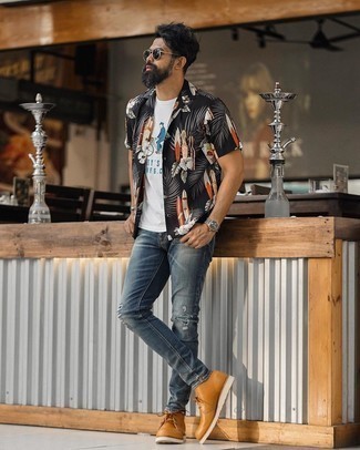 Navy Ripped Jeans Outfits For Men: 
