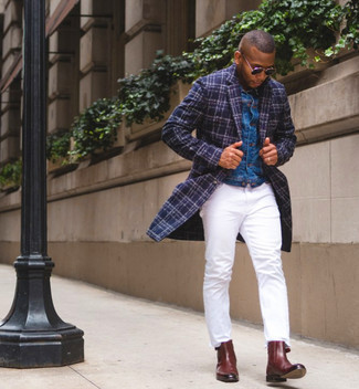 Burgundy Leather Chelsea Boots Outfits For Men: 