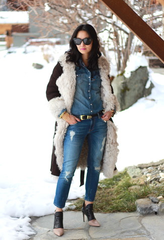 Women's Black Leather Ankle Boots, Blue Ripped Jeans, Blue Denim Shirt, Dark Brown Shearling Coat