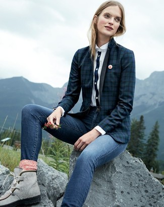 Navy Plaid Blazer Outfits For Women: 