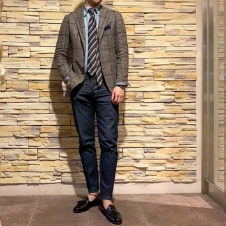 Brown Check Blazer with Navy Jeans Outfits For Men: 