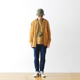 Olive Camouflage Bucket Hat Outfits For Men: 