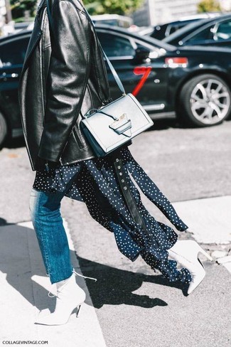 Aquamarine Leather Crossbody Bag Outfits: 