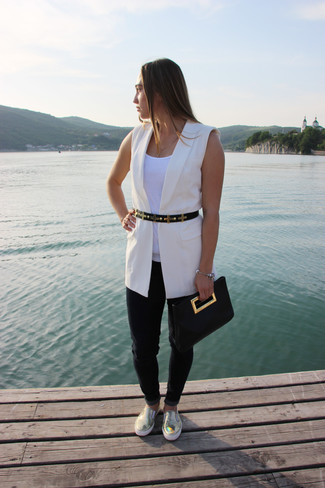 Black and Gold Leather Waist Belt Outfits: 