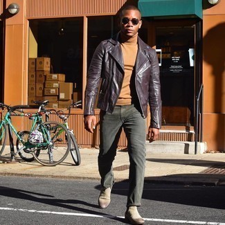 Dark Green Corduroy Jeans Outfits For Men In Their 20s: 