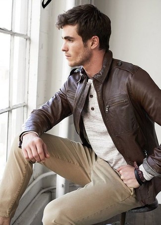 Brown Leather Bomber Jacket Outfits For Men: 