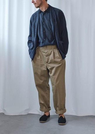 Navy Linen Blazer Outfits For Men: 