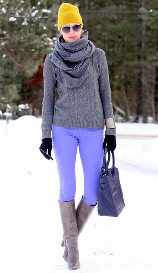 Violet Skinny Jeans Outfits: 