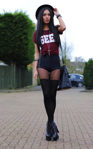 Red Print Crew-neck T-shirt Outfits For Women: 