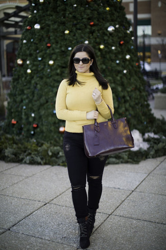 Yellow Turtleneck Outfits For Women: 