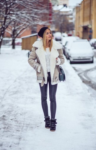 Beige Shearling Jacket Relaxed Outfits For Women: 