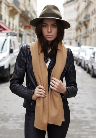 Tan Scarf Relaxed Warm Weather Outfits For Women: 
