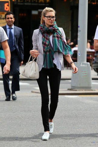 Green Plaid Scarf Outfits For Women: 