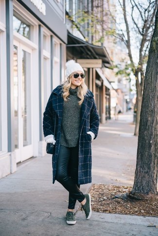 Navy Check Coat Outfits For Women: 