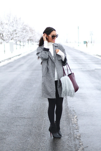 Grey Knit Scarf Outfits For Women: 