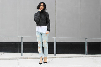 Charcoal Knit Cropped Sweater Outfits: 