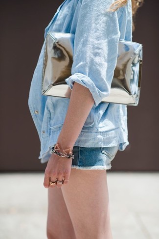 Light Blue Button Down Blouse Outfits: Marry a light blue button down blouse with blue denim shorts for a straightforward ensemble that's also put together.