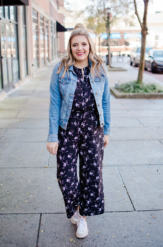 Navy Floral Jumpsuit Spring Outfits: Extremely stylish and functional, this combo of a light blue denim jacket and a navy floral jumpsuit provides with ample styling possibilities. If you're puzzled as to how to finish off, introduce a pair of white canvas low top sneakers to this getup. So if you're on a mission for an outfit that's cute but also feels entirely season-appropriate, this one fits the bill.