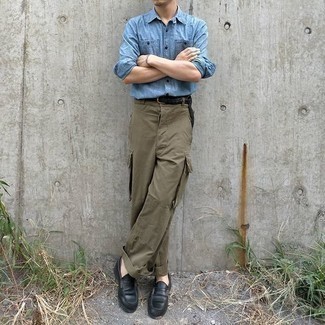 Olive Cargo Pants Outfits: Reach for a light blue chambray long sleeve shirt and olive cargo pants for a no-nonsense look that's also pieced together nicely. Black leather loafers will give a sense of sophistication to an otherwise utilitarian outfit.