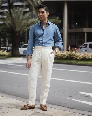 Brown Suede Tassel Loafers Outfits: A light blue chambray long sleeve shirt and white dress pants are a polished outfit that every modern guy should have in his closet. Add brown suede tassel loafers to your getup et voila, this look is complete.