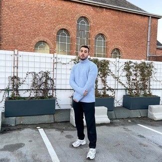 Aquamarine Turtleneck Outfits For Men: Go for a straightforward yet cool and casual choice by teaming an aquamarine turtleneck and navy chinos. Our favorite of a variety of ways to complement this outfit is with white athletic shoes.