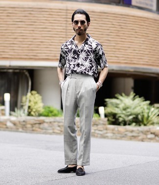 Black and White Print Short Sleeve Shirt Outfits For Men: 