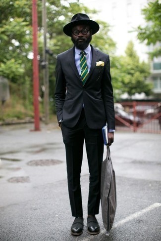 Green Horizontal Striped Tie Outfits For Men: 