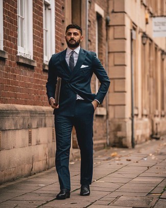 Navy Paisley Tie Outfits For Men: 