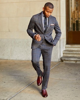 Charcoal Socks Outfits For Men: 