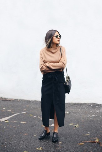 Black Slit Maxi Skirt Outfits: 