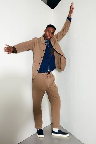 Khaki Chinos with Long Sleeve Shirt Outfits: 