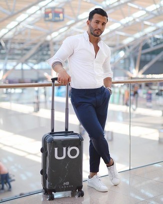 Roadster Trunk 26 Inch Spinner Suitcase
