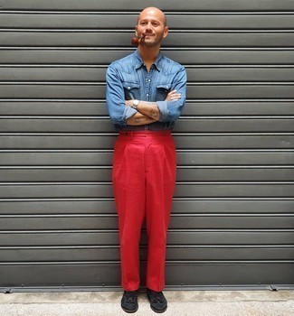 Black Suede Tassel Loafers Outfits: Go for a simple yet casually dapper choice by marrying a blue chambray long sleeve shirt and red chinos. Round off with a pair of black suede tassel loafers to instantly turn up the wow factor of your ensemble.
