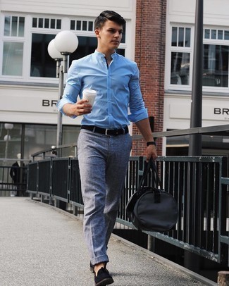 Black and White Woven Canvas Belt Outfits For Men: One of the best ways for a man to style a light blue long sleeve shirt is to team it with a black and white woven canvas belt for a casual getup. With shoes, you can take a more classic route with black suede tassel loafers.