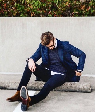 Blue Vertical Striped Blazer Outfits For Men: 