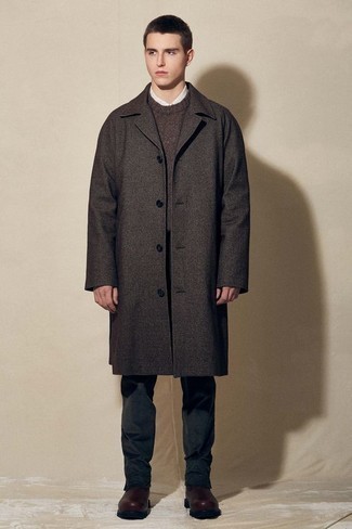 Dark Brown Overcoat Outfits In Their 20s: 