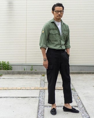 Dark Green Long Sleeve Shirt Outfits For Men: For an ensemble that's pared-down but can be worn in a multitude of different ways, wear a dark green long sleeve shirt with black cargo pants. A trendy pair of black suede tassel loafers is a simple way to bring a dose of elegance to this look.