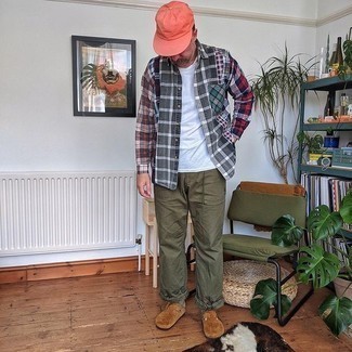 Orange Baseball Cap Outfits For Men: Show your laid-back side in a multi colored plaid long sleeve shirt and an orange baseball cap. Add brown suede loafers to the equation to easily turn up the fashion factor of any outfit.