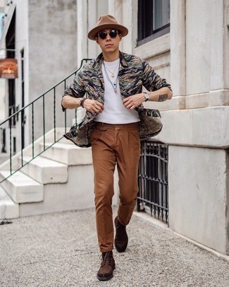 Brown Suede Casual Boots Outfits For Men: An olive camouflage long sleeve shirt and brown chinos are the perfect way to inject understated dapperness into your current rotation. Brown suede casual boots will instantly smarten up even the most casual of looks.