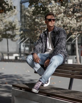 Black Sneakers with Light Blue Jeans Warm Weather Outfits For Men In Their  20s (83 ideas & outfits) | Lookastic