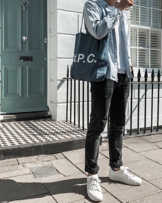 Denim Tote Bag Outfits For Men (15 ideas & outfits)