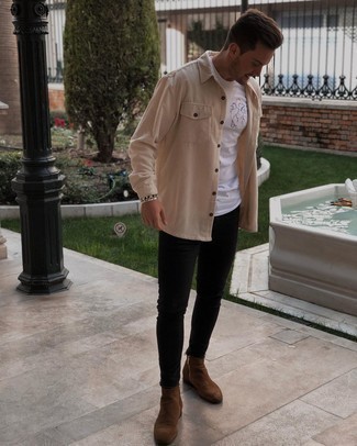 Brown Boots with Black Skinny Jeans Outfits For Men: Why not pair a beige corduroy long sleeve shirt with black skinny jeans? As well as totally comfortable, both of these items look amazing worn together. Puzzled as to how to round off your look? Rock brown boots to amp it up.